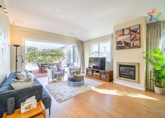  at 450 Jackson Street, Petone, Lower Hutt