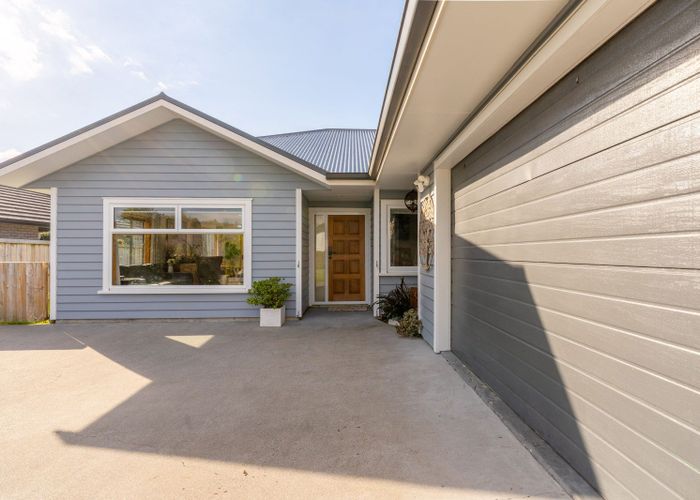  at 32 Ballintoy Park Drive, Welcome Bay, Tauranga, Bay Of Plenty