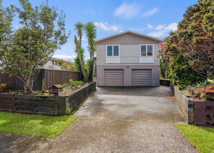  at 49 Nevada Drive, Merrilands, New Plymouth