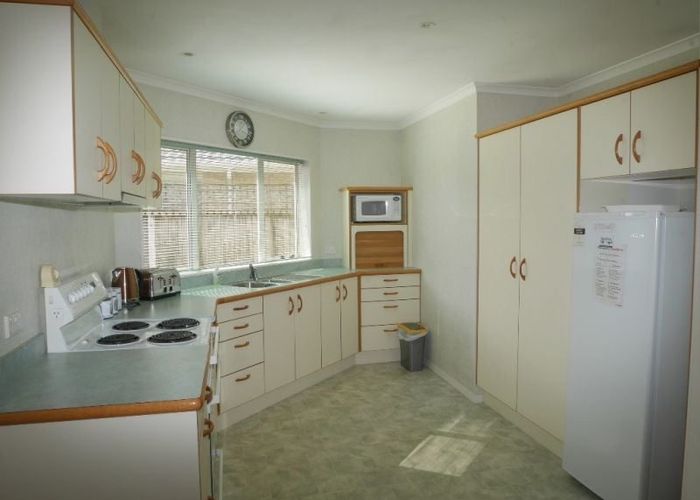  at 9 Greenaway Road, Waikanae, Waikanae