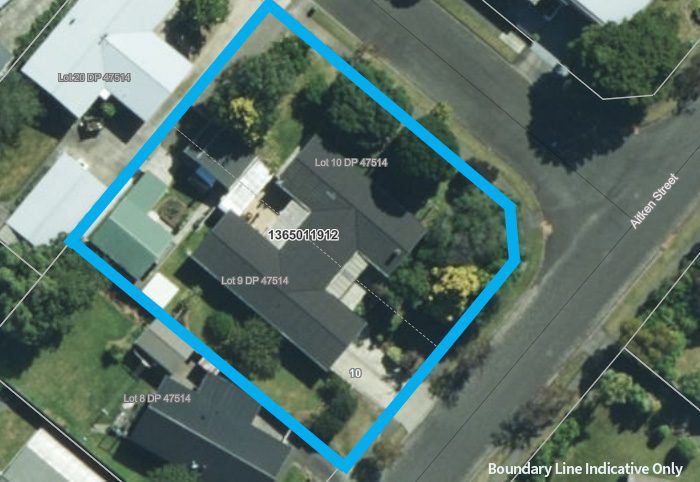  at 10 Aitken Street, Bulls