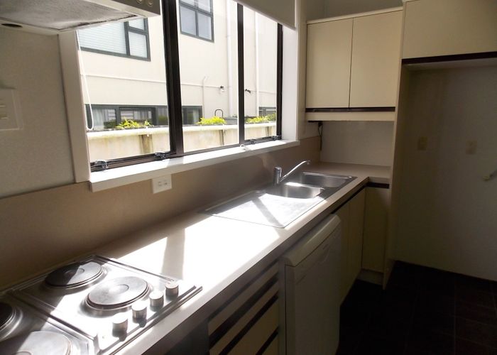  at 142B Karori Rd, Karori, Wellington, Wellington