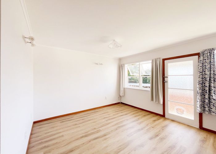  at 2/14 Milton Road, Mount Eden, Auckland City, Auckland