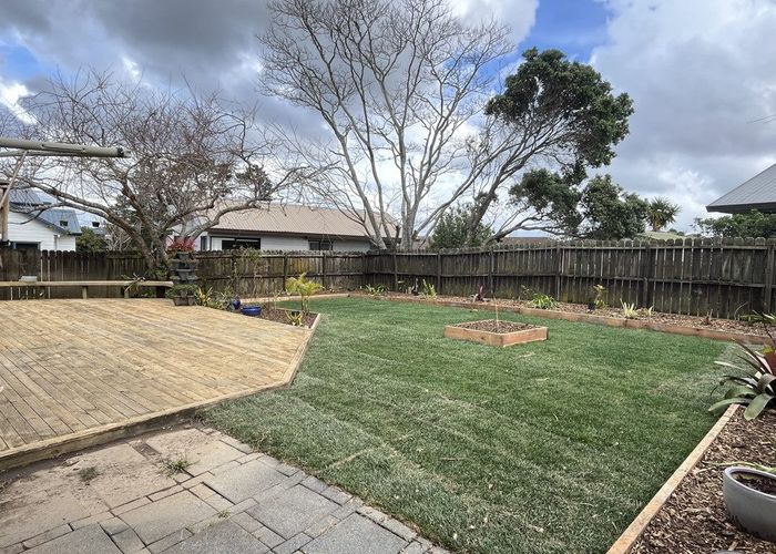  at 3 Coubray Place, Botany Downs, Manukau City, Auckland