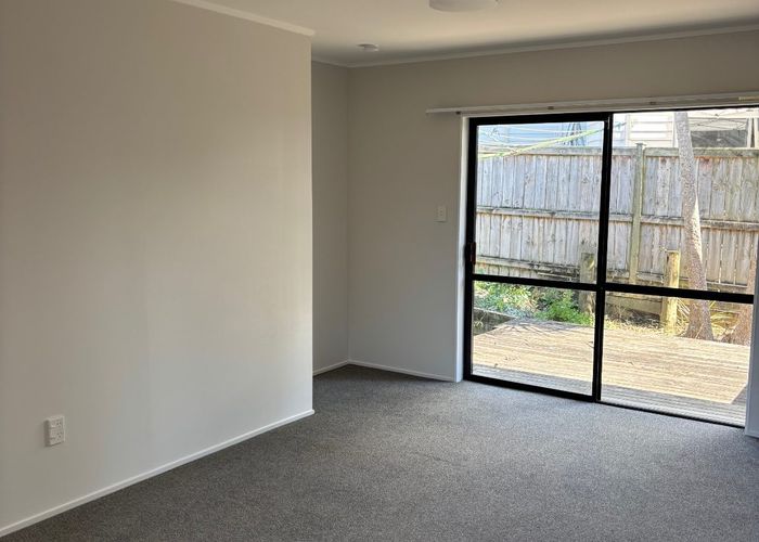  at Greenvalley Rise, Glenfield, North Shore City, Auckland