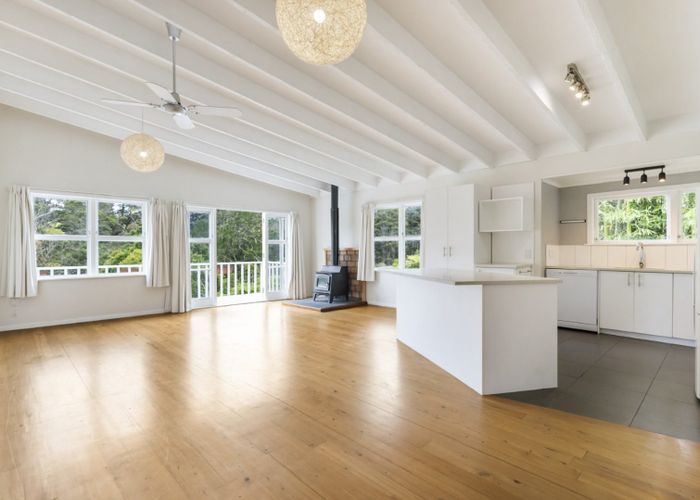 at 126 Candia Road, Henderson Valley, Auckland