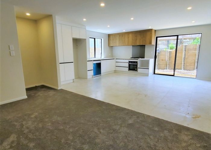  at 16B Kaimai Avenue , Massey, Waitakere City, Auckland