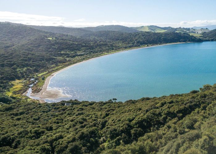  at 22 Bella Vista Road, Ōmiha, Waiheke Island