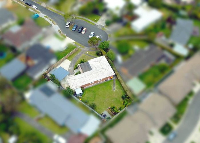  at 13 Quibray Place, Botany Downs, Auckland