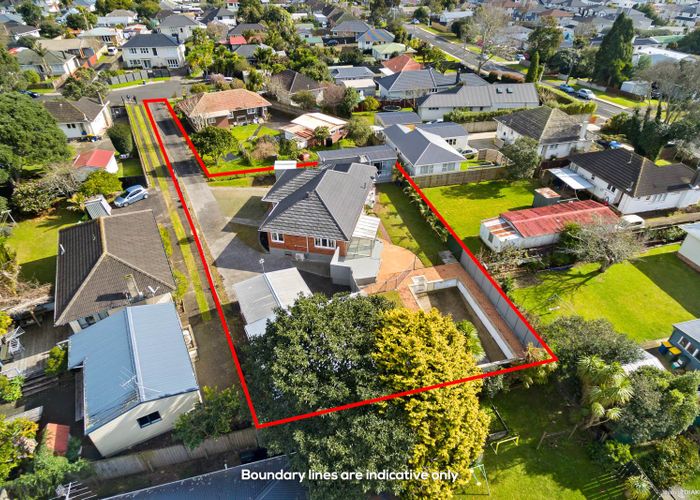  at 31 London Street, Te Atatu Peninsula, Auckland