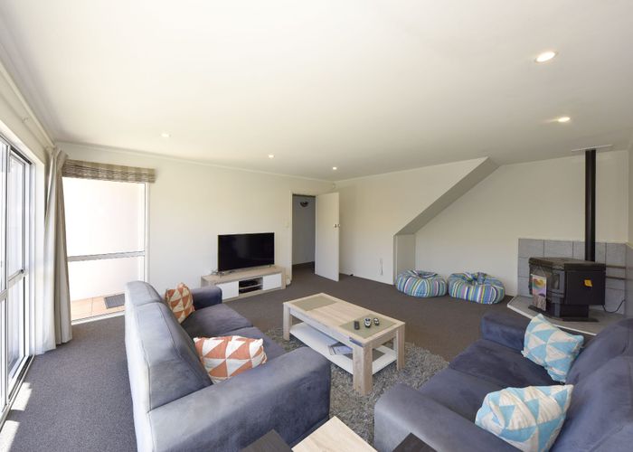  at 389 Yaldhurst Road, Russley, Christchurch City, Canterbury