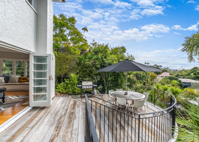  at 25 Woodside Crescent, St Heliers, Auckland