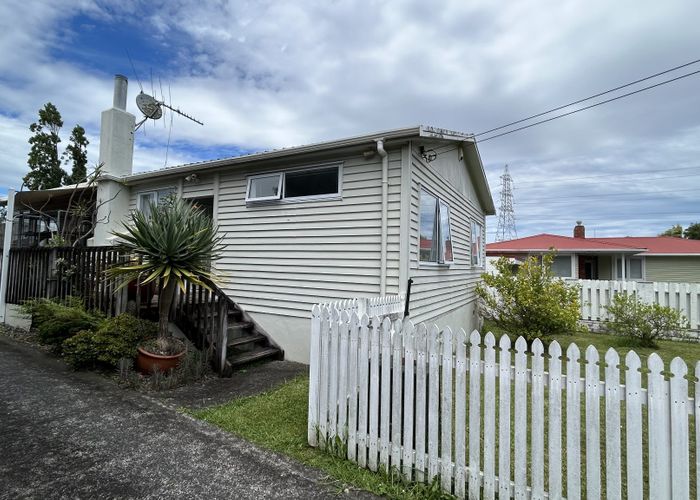  at 36 Busby street, Blockhouse Bay, Auckland City, Auckland