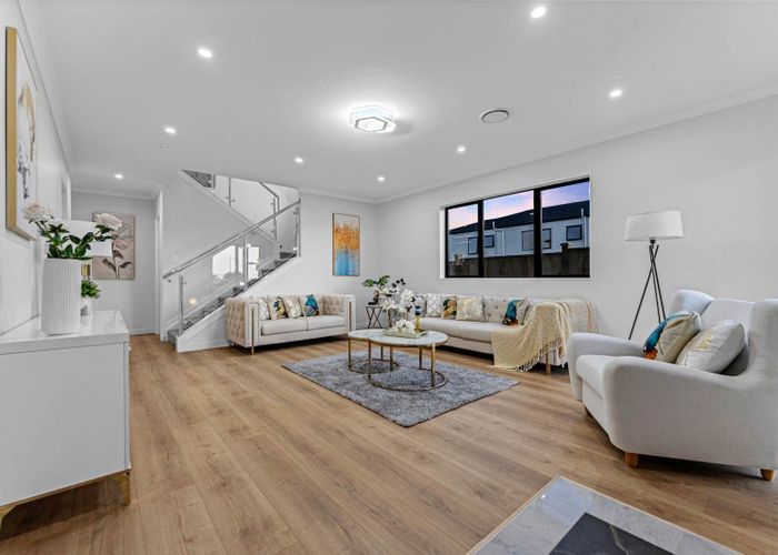 at 5 Catalina Avenue, Karaka, Franklin, Auckland