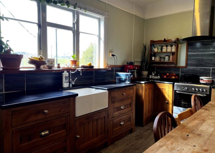  at 1397 Dovedale Road, Thorpe