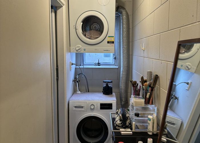  at 1/80 Purchas Street, St Albans, Christchurch