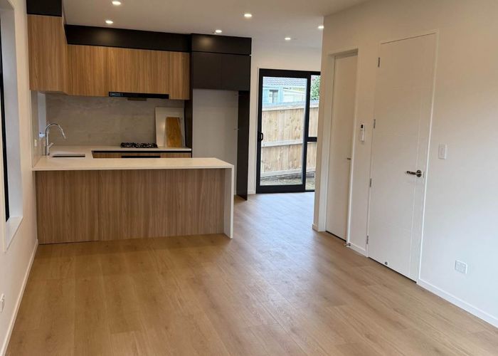  at 38B Glennandrew Drive, Half Moon Bay, Manukau City, Auckland