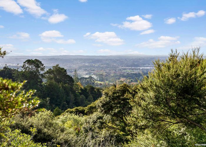  at 200 Scenic Drive, Titirangi, Auckland