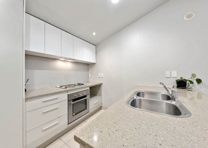  at 2B/60 Galway Street, Onehunga, Auckland