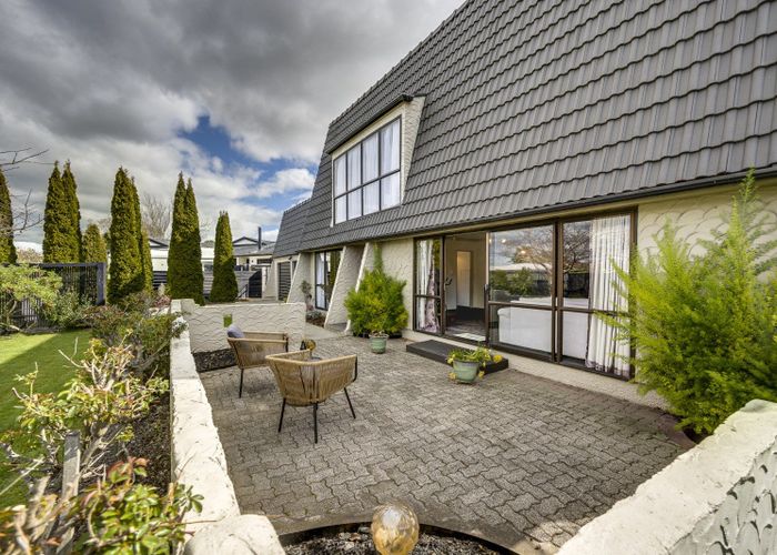  at 14 Bassett Place, Taradale, Napier, Hawke's Bay