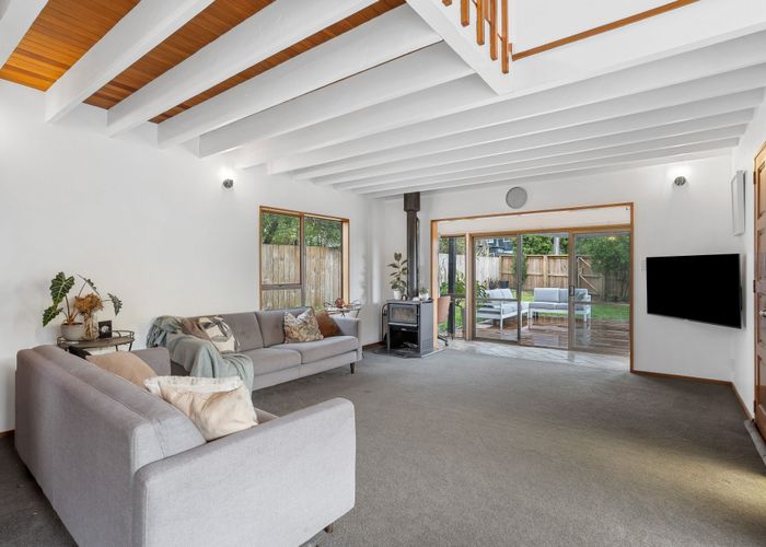  at 4/99 Verran Road, Birkenhead, Auckland