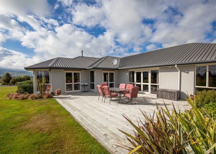  at 9 Saleyard Road, Castlerock, Lumsden