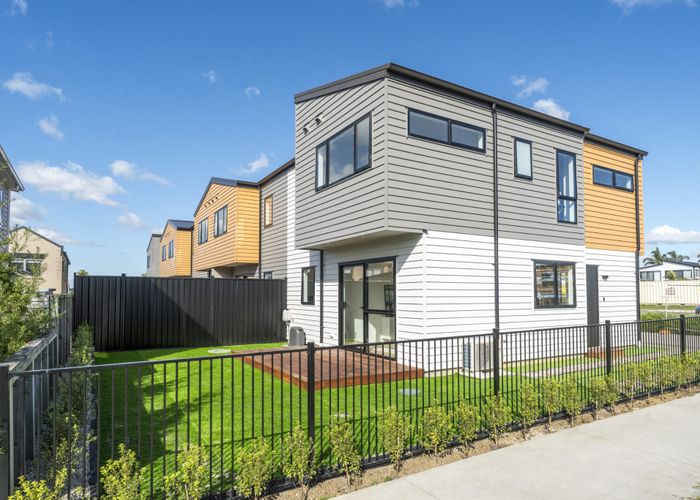  at 37 Turret Lane, Hobsonville, Waitakere City, Auckland