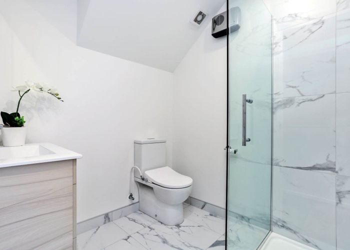  at 6/7 Flanshaw Road, Te Atatu South, Auckland