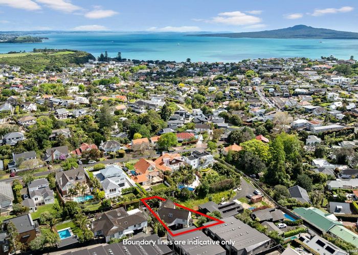  at 2/28 Dudley Road, Mission Bay, Auckland City, Auckland