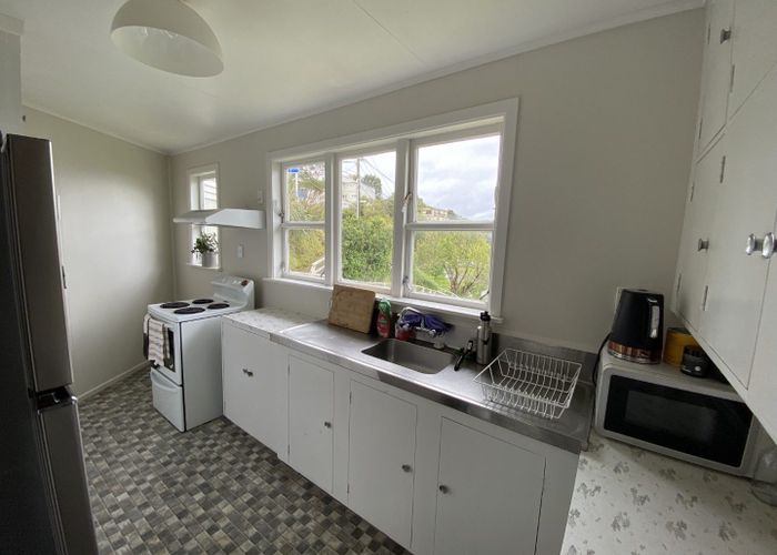  at 2b Garden Road, Northland, Wellington, Wellington