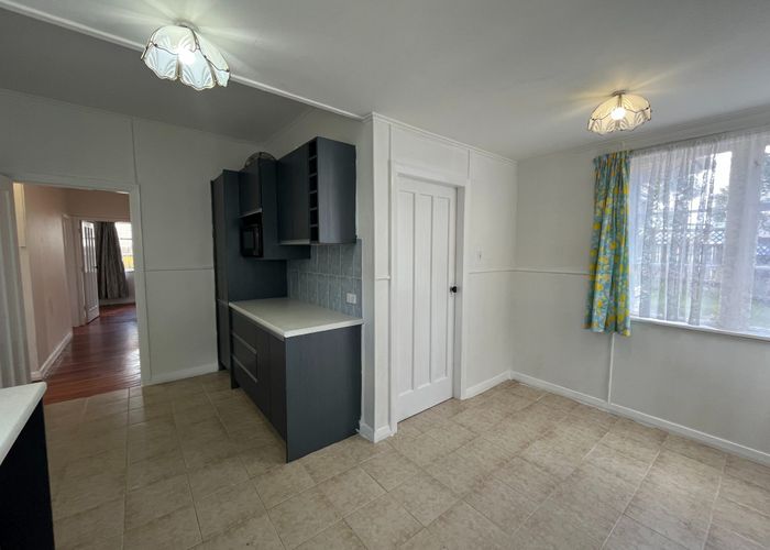  at 1/24 Blockhouse Bay Road, Avondale, Auckland City, Auckland