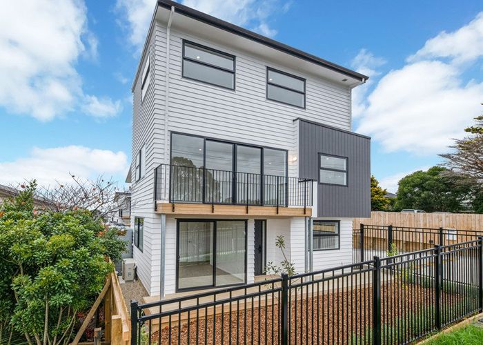  at 1/71 West Coast Road, Glen Eden, Waitakere City, Auckland