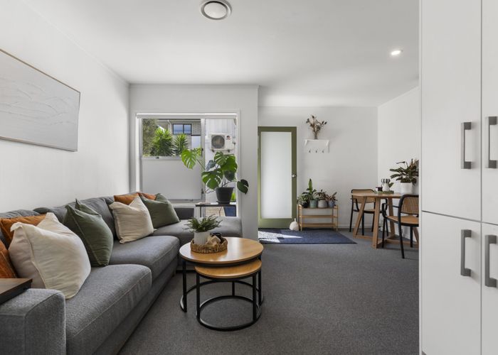  at 4/23 Tawa Road, Onehunga, Auckland City, Auckland