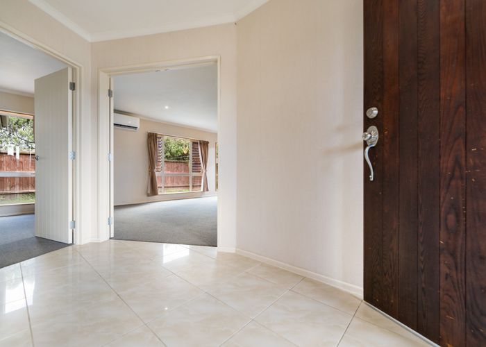  at 16 Monash Place, Flat Bush, Auckland
