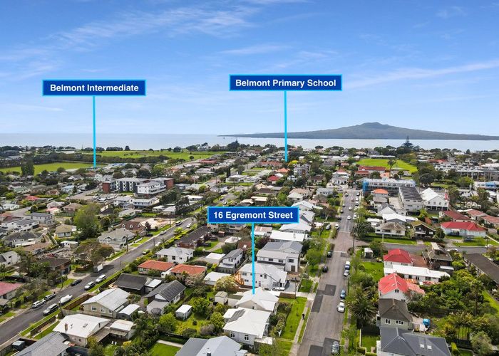  at 16 Egremont Street, Belmont, Auckland