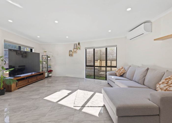  at 4 Hillside Road, Papatoetoe, Manukau City, Auckland