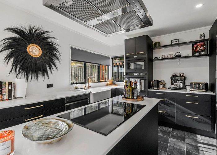 at 3 Pilot Lane, Whitby, Porirua