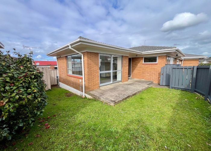  at 2/46 Tawhiri Road, One Tree Hill, Auckland City, Auckland