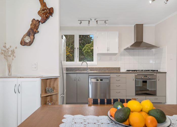  at 32 Clouston Crescent, Fenton Park, Rotorua