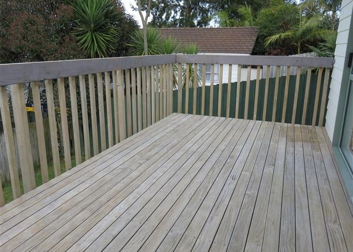  at 10a  Aldern Rd, Massey, Waitakere City, Auckland