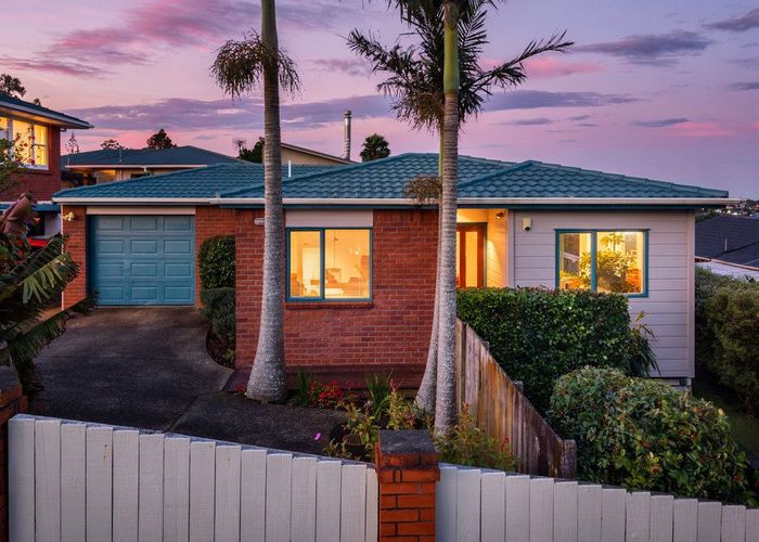  at 2a Sycamore Drive, Sunnynook, North Shore City, Auckland