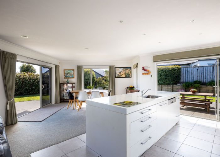  at 12 Montrose Place, Highlands Park, New Plymouth