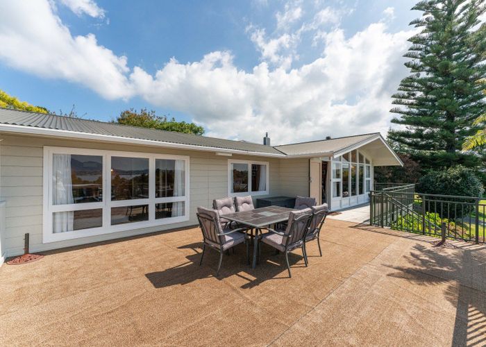  at 8 Earle Place, Acacia Bay, Taupo, Waikato