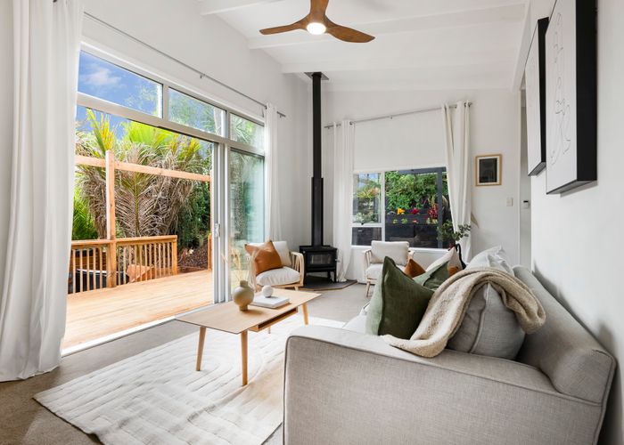  at 20 Lanigan Street, Birkdale, Auckland