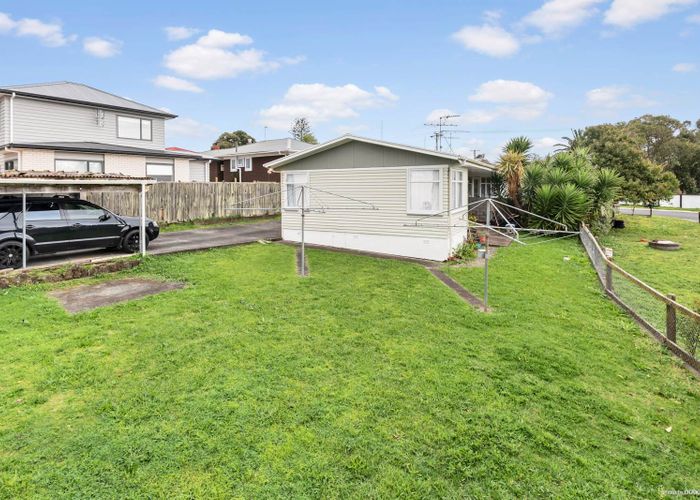  at 2/20 Thompson Terrace, Manurewa, Auckland