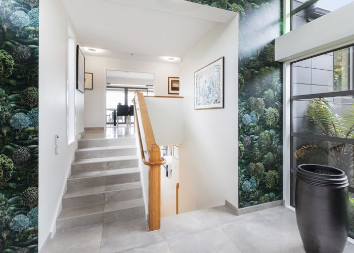  at 5 Ophir Lane, Redcliffs, Christchurch City, Canterbury