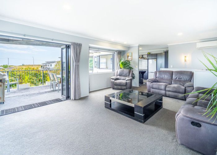  at 19 Simpson Road, Papamoa, Tauranga, Bay Of Plenty