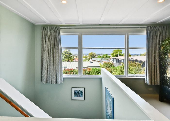  at 36 Arthur Road, Hill Park, Manukau City, Auckland