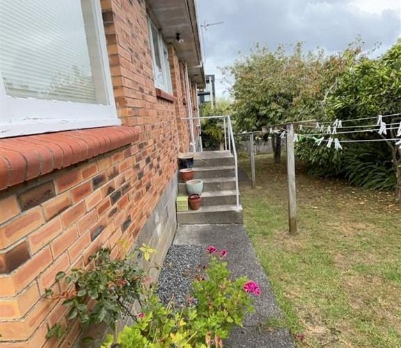  at 2/71 Roberton Road, Avondale, Auckland City, Auckland