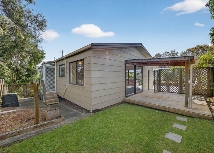  at 3/203 Sunnynook Road, Wairau Valley, North Shore City, Auckland